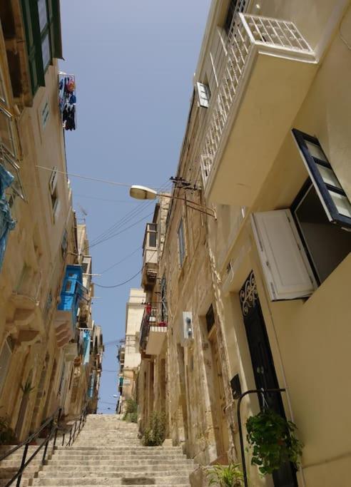 فيلا Moco, Modern Comfort In Historic City Of سنجليا المظهر الخارجي الصورة